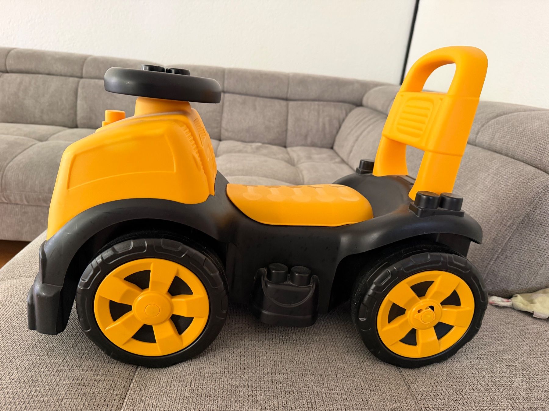 Veicoli per bambini: Bobby car Kinder – Usato da Holziken venduto da GabrielaSolla 3