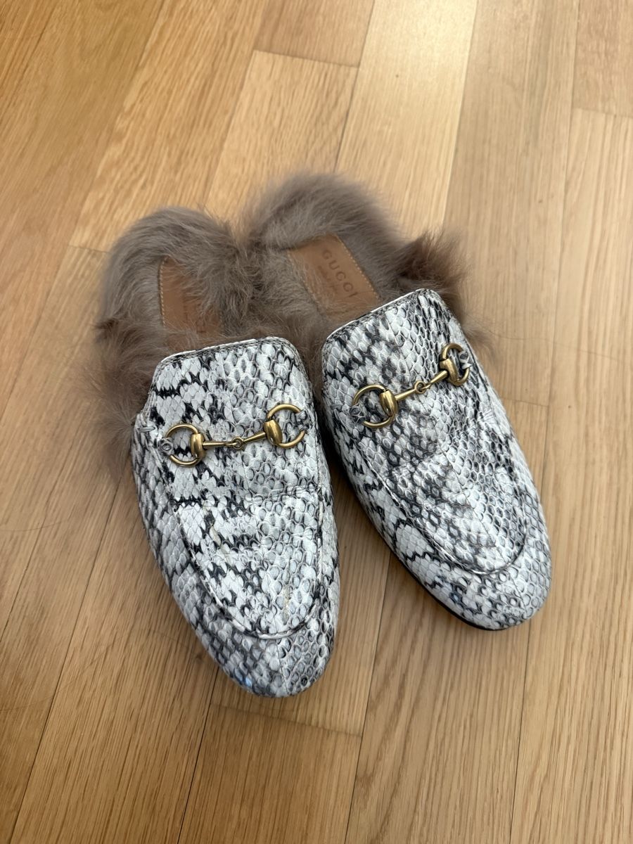 Gucci Scarpe da donna: Gucci Slippers Snake Leder 35.5 – Usato da Zug venduto da sschnide92