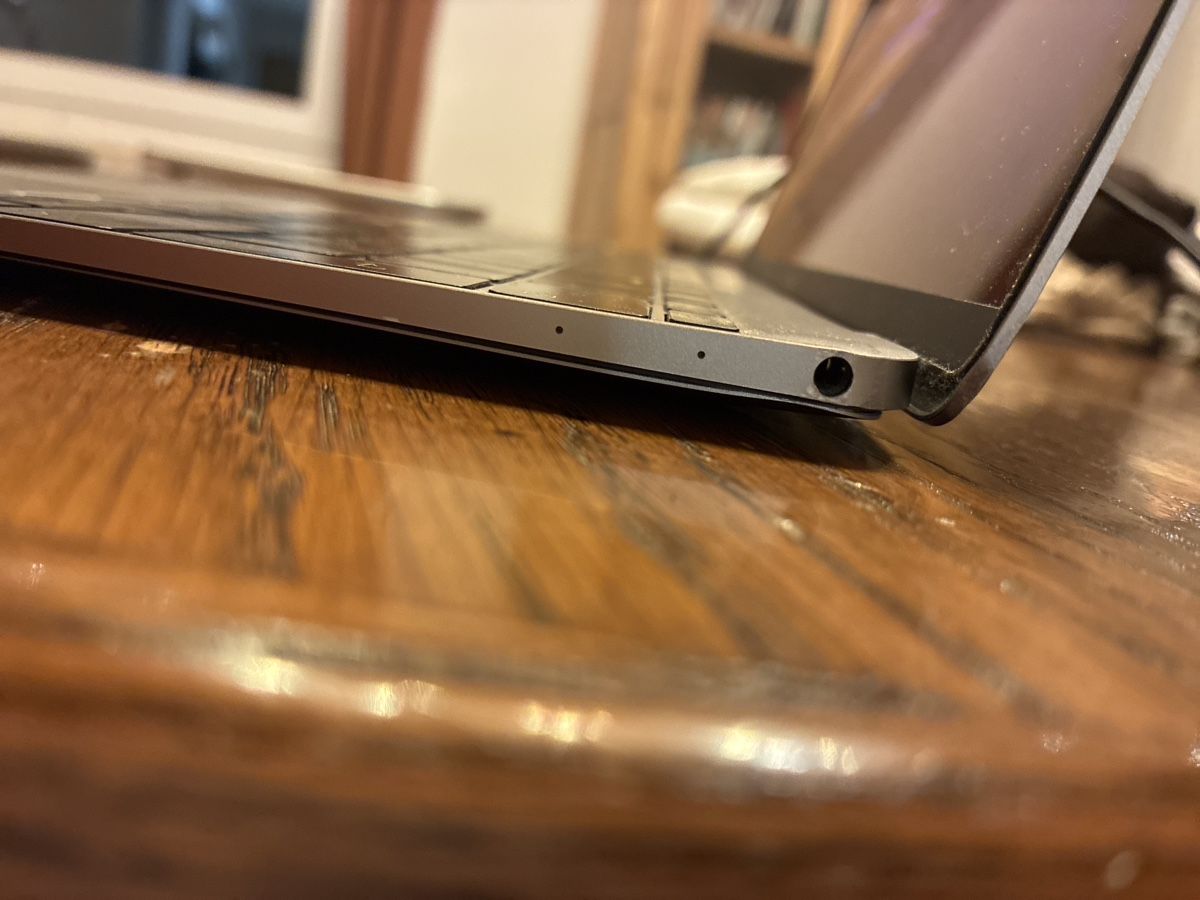 Apple Notebooks: Mac Book – Gebraucht aus Tramelan von jes_5l6z 1