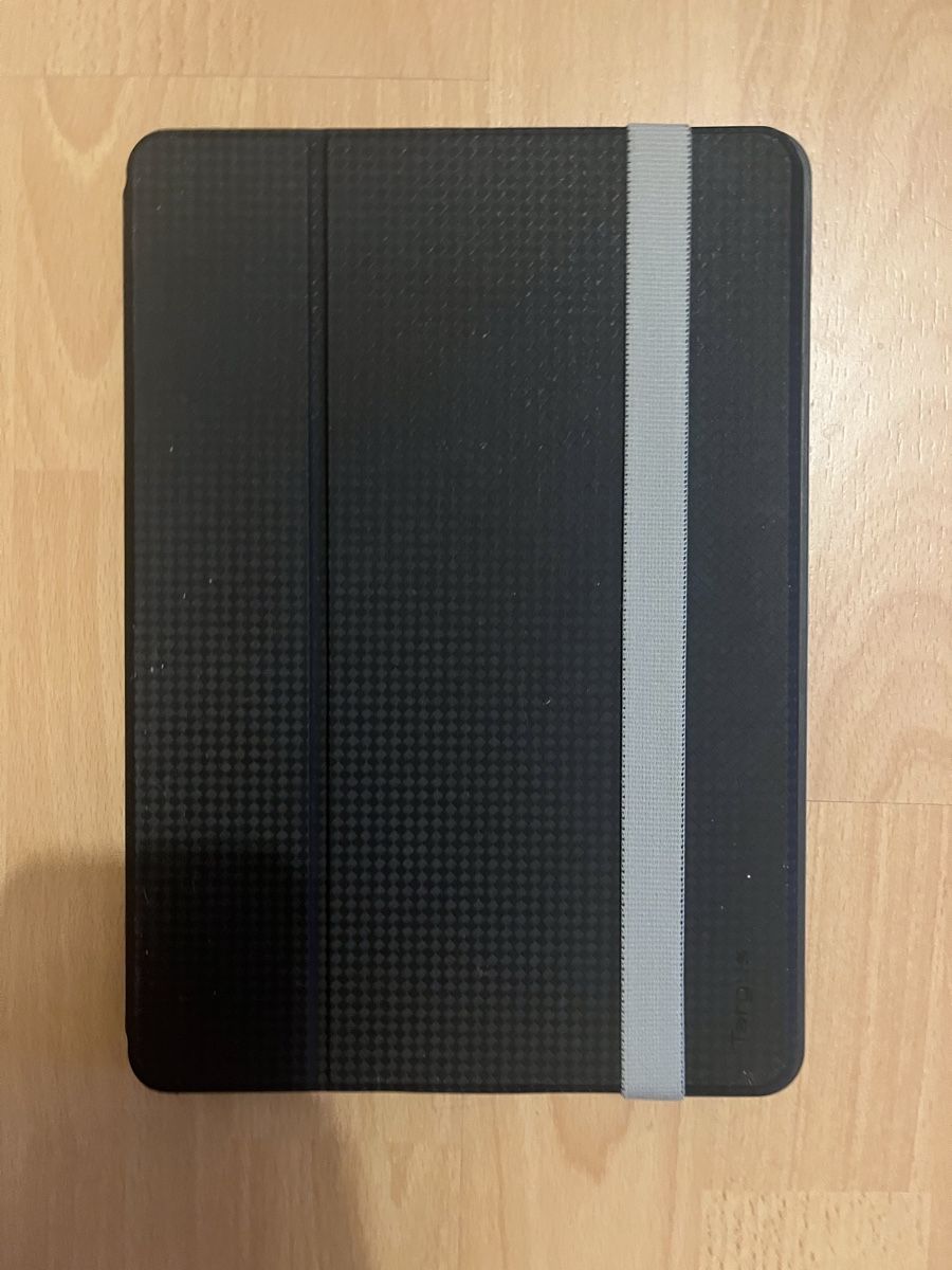 Apple Tablet PC: iPad Pro (10,5") 64GB mit Hülle – Neu (gemäss Beschreibung) aus Olten von alex.wardl 3