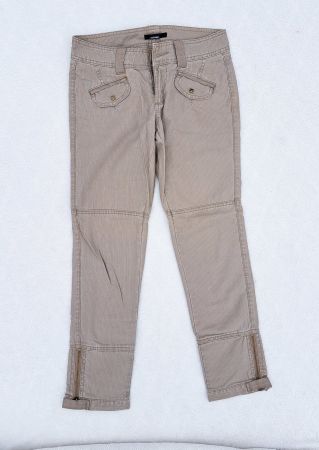 Neue Stefanel Damenhose Gr. 36 (Knopf fehlt)
