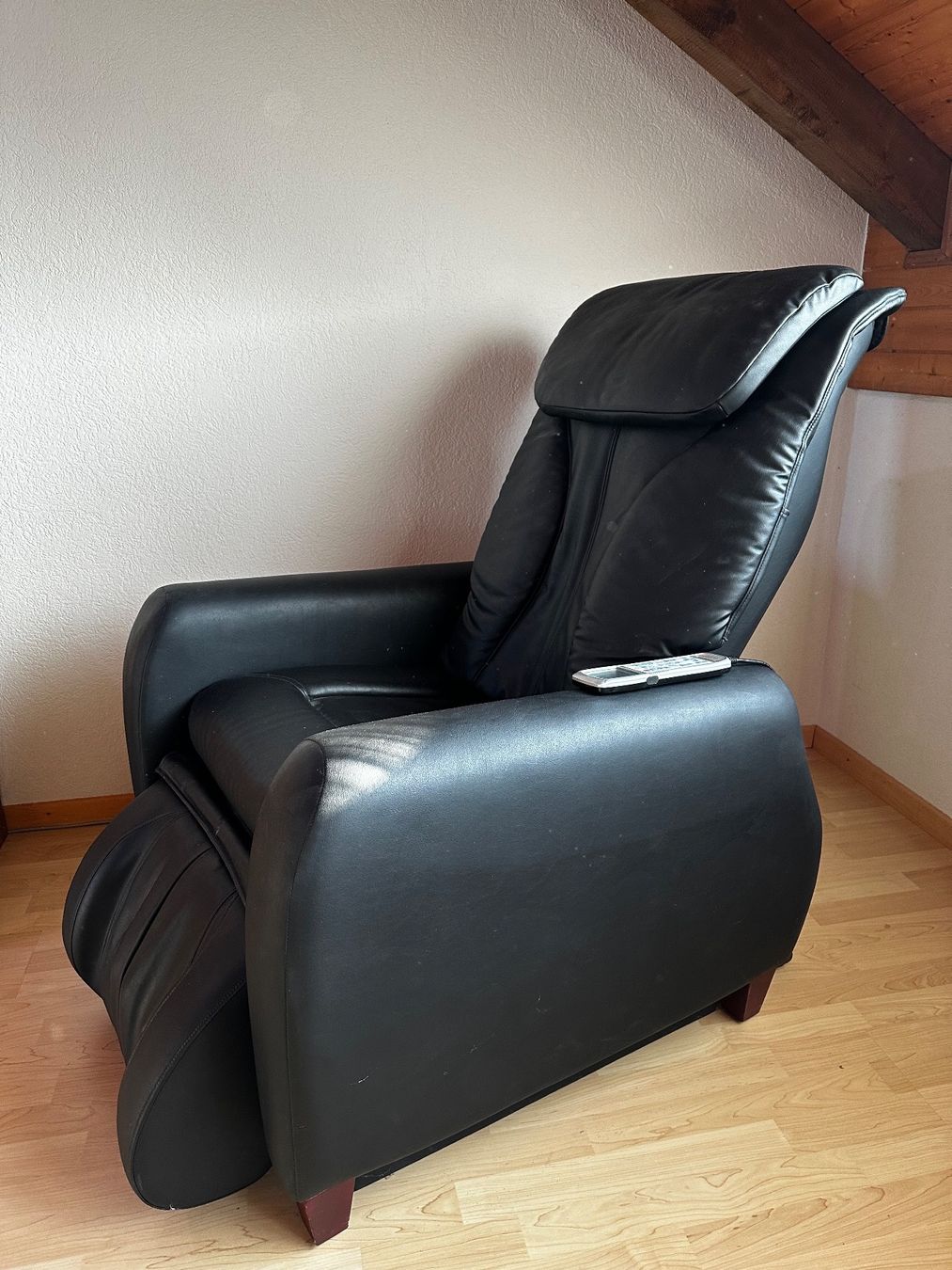 Sessel: Massagesessel HARMMONY PARADISO – Gebraucht aus Rapperswil BE von Odev 1