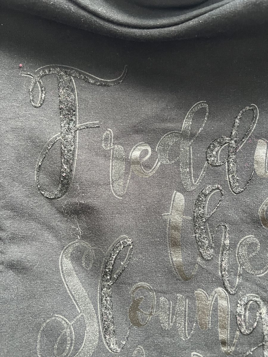 Freddy Pullover & Sweatshirts: Freddy Black Embroidered Sweatshirt - Stylish & Cozy – Gebraucht aus Cama von UnleashdByAna 2