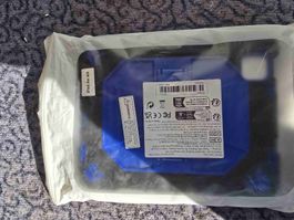 Neue iPad Air 4/5 Hülle, Schwarz-Blau, Originalverpackt