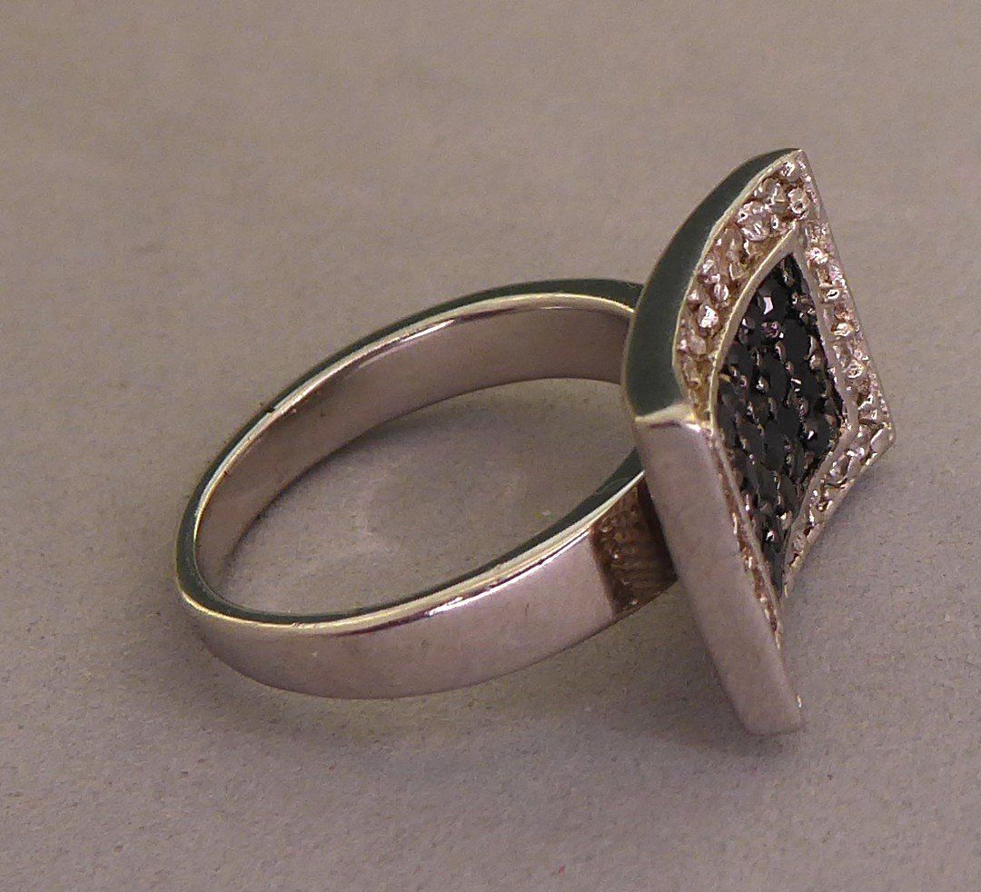 Bagues: Ring 925 Silber mit synthetischen Steinchen – D'occasion à Muri AG par Lineli2020 3