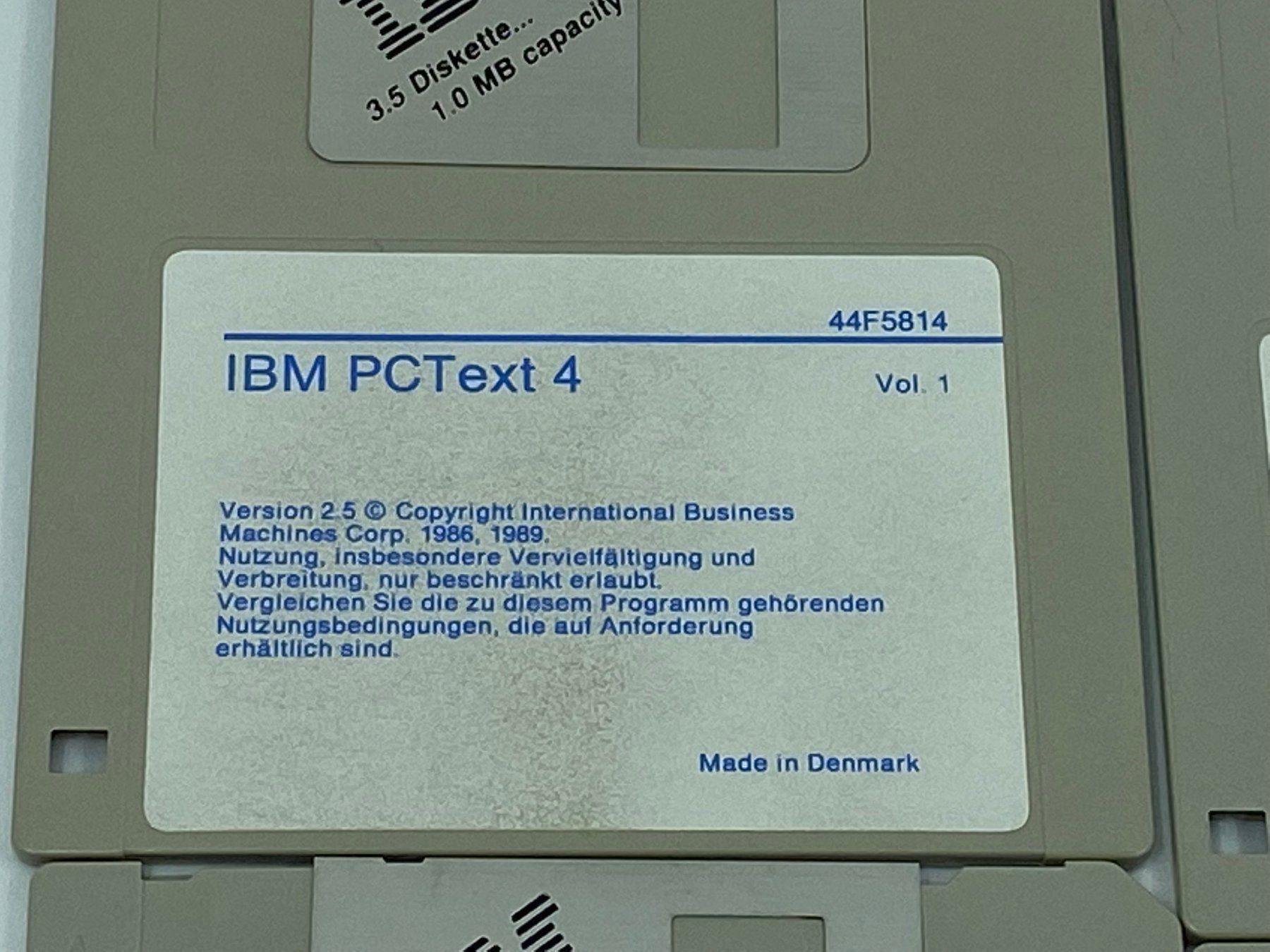 IBM Software: RAR! - IBM PCText 4 Version 2.5 – Usato da Langwiesen venduto da Restposten-24 1