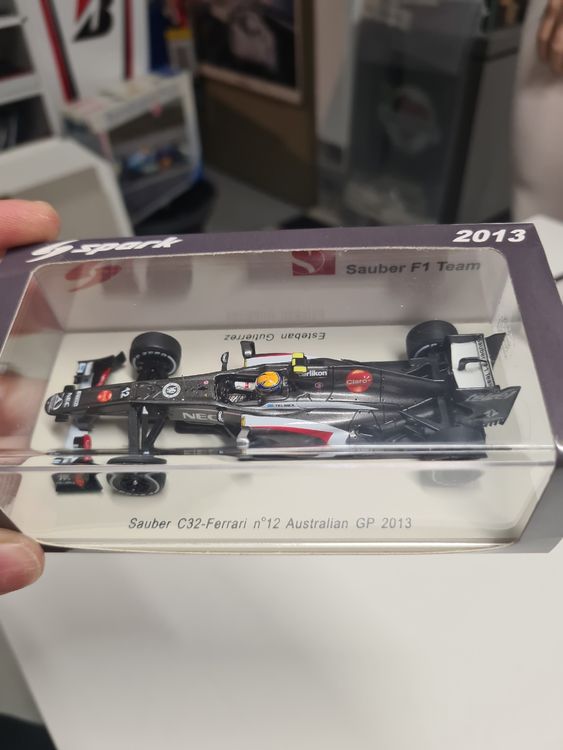Miniature F1 Minichamps Sauber C32 Ferrari Giutierrez 2013 échelle 1/43 - Neuve