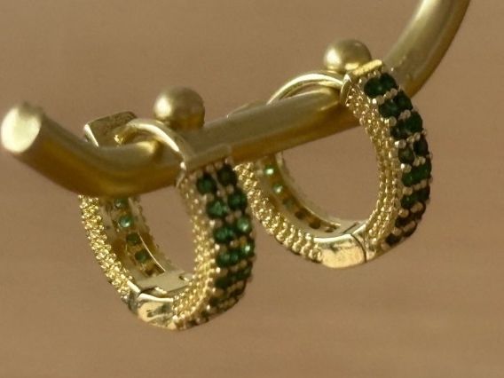 Ohrringe & -stecker: Luxus Elegante Mini Ohrstecker Farbe :Gold / Grün – Neu (gemäss Beschreibung) aus Biel-Bienne von Roserosse13 5