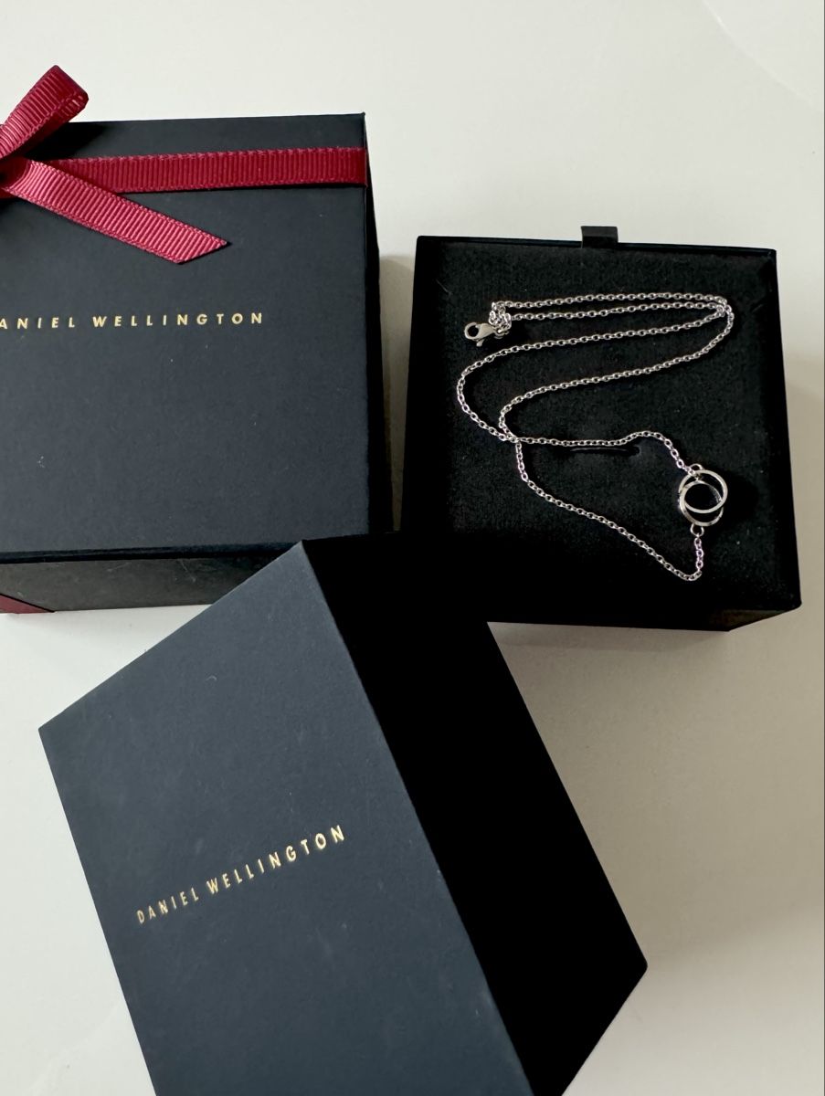 Catenine: DANIEL WELLINGTON - silver necklace / halskette – Nuovo (secondo la descrizione) da Zürich venduto da collins9_kate1 3