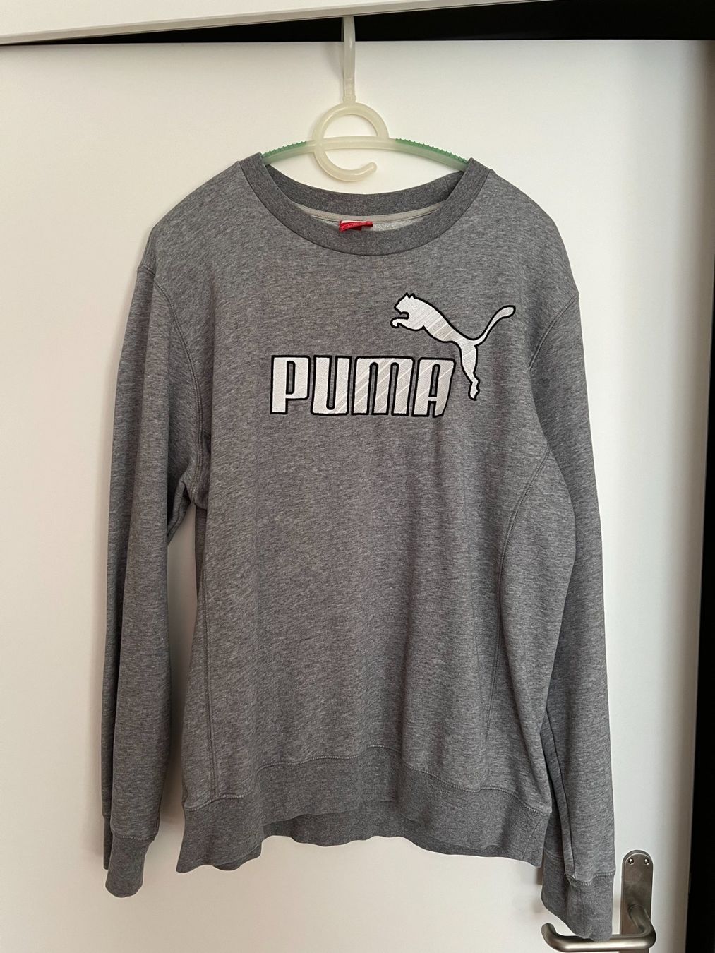 Puma Maglioni & Felpe: Puma Sweatshirt grau Gr. L – Usato da Allschwil venduto da mkraus09