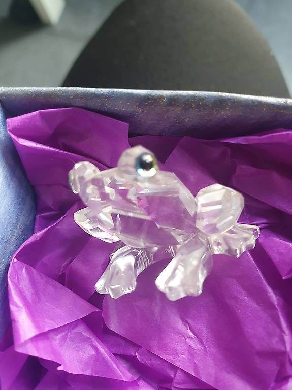 Statuette: Swarovsky Frosch – Usato da Lyss venduto da Staernli 1