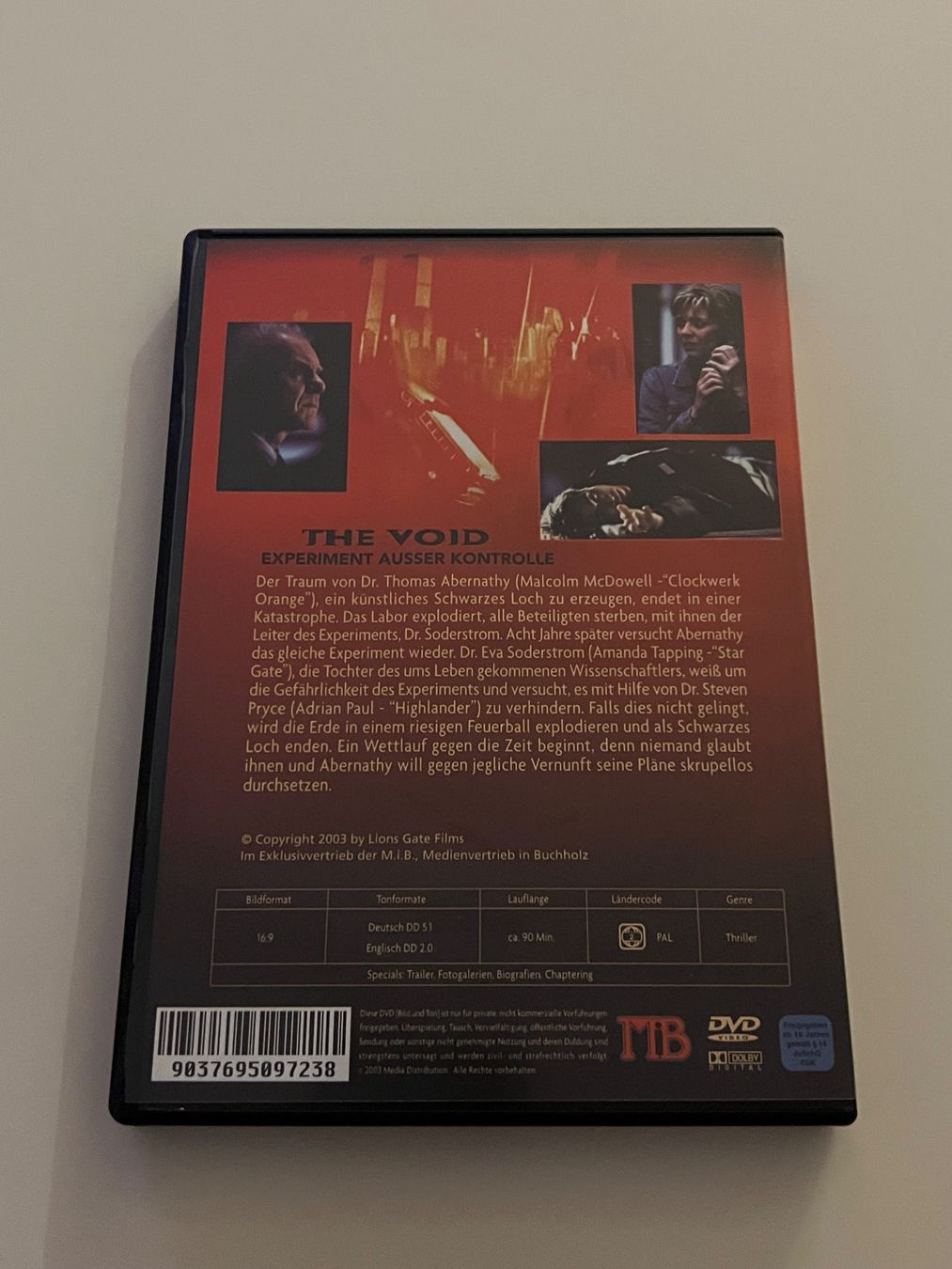 Tutti i DVDs: The Void - Experiment ausser Kontrolle – Usato da Altstätten SG venduto da sheamus 1