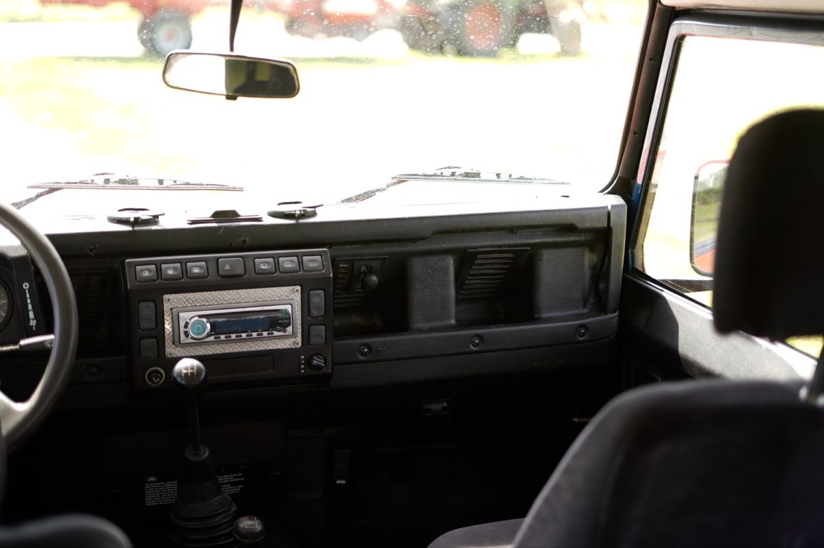 Land Rover Autos: Land Rover Defender 110 TD5 – Gebraucht aus Hinwil von tho_j5vw 7