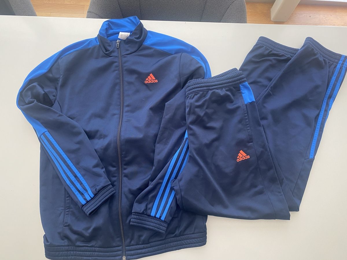 Adidas Completi: Original Adidas Trainingsanzug, Gr. M – Usato da Meilen venduto da PascaleZH