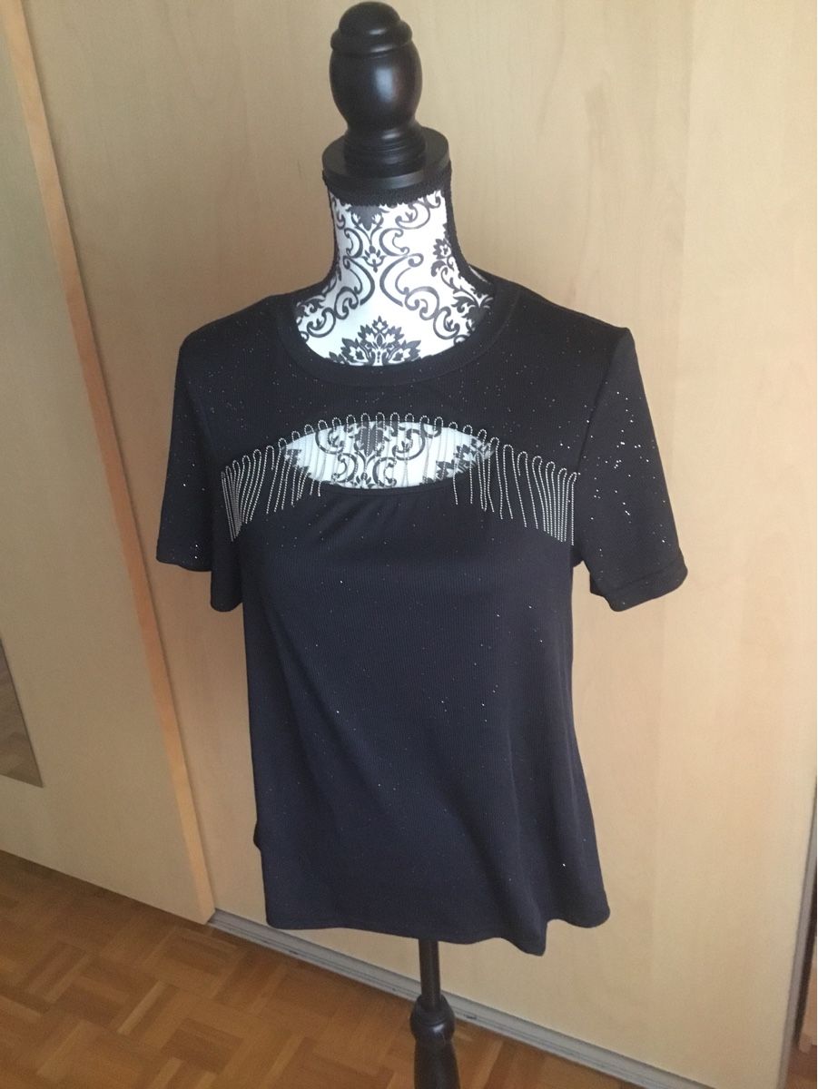 T-Shirts: Shirt mit Ausschnitt Gr XL – Neu (gemäss Beschreibung) aus Endingen von Warlock