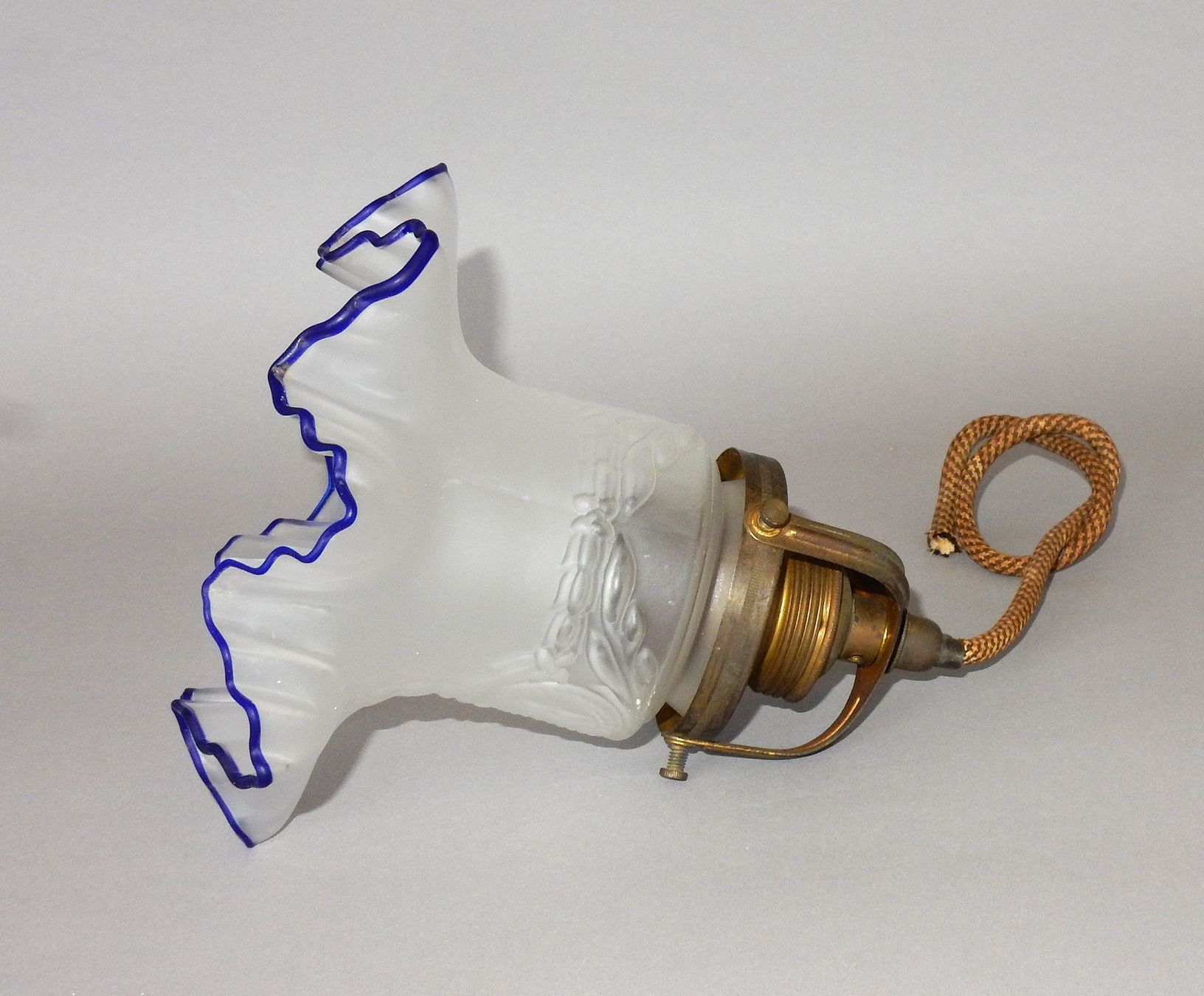 Lampadari & plafoniere: Original Jugendstil Decken-/ Hängelampe mit Messingsockel – Usato da Alpnach Dorf venduto da Reloved24 3