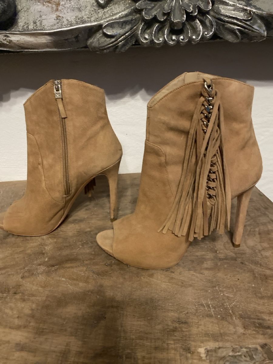 Scarpe da donna: Marciano Stiefel – Nuovo (secondo la descrizione) da Rorschach venduto da lvi_p29s
