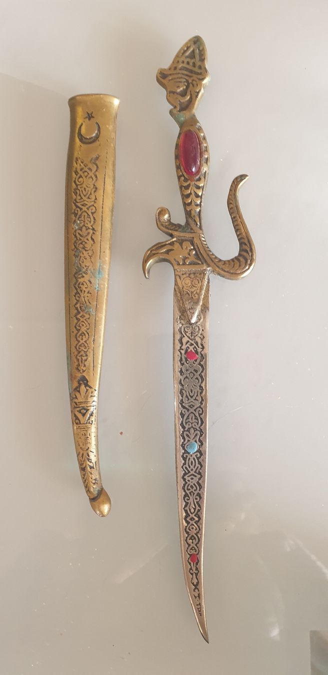 Sonstiges zum Sammeln & Seltenes: Dekorativer Dolch mit Scheide, orientalisch, Vintage 49 – Gebraucht aus Zürich von bre_22v9 1