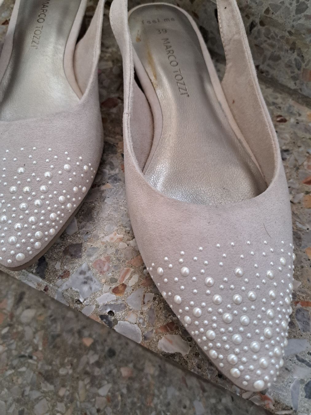 Scarpe da donna: Schuhe von Marco Tozzi beige Gr  39 mit Perlen – Nuovo (secondo la descrizione) da Zufikon venduto da Dysundas 1