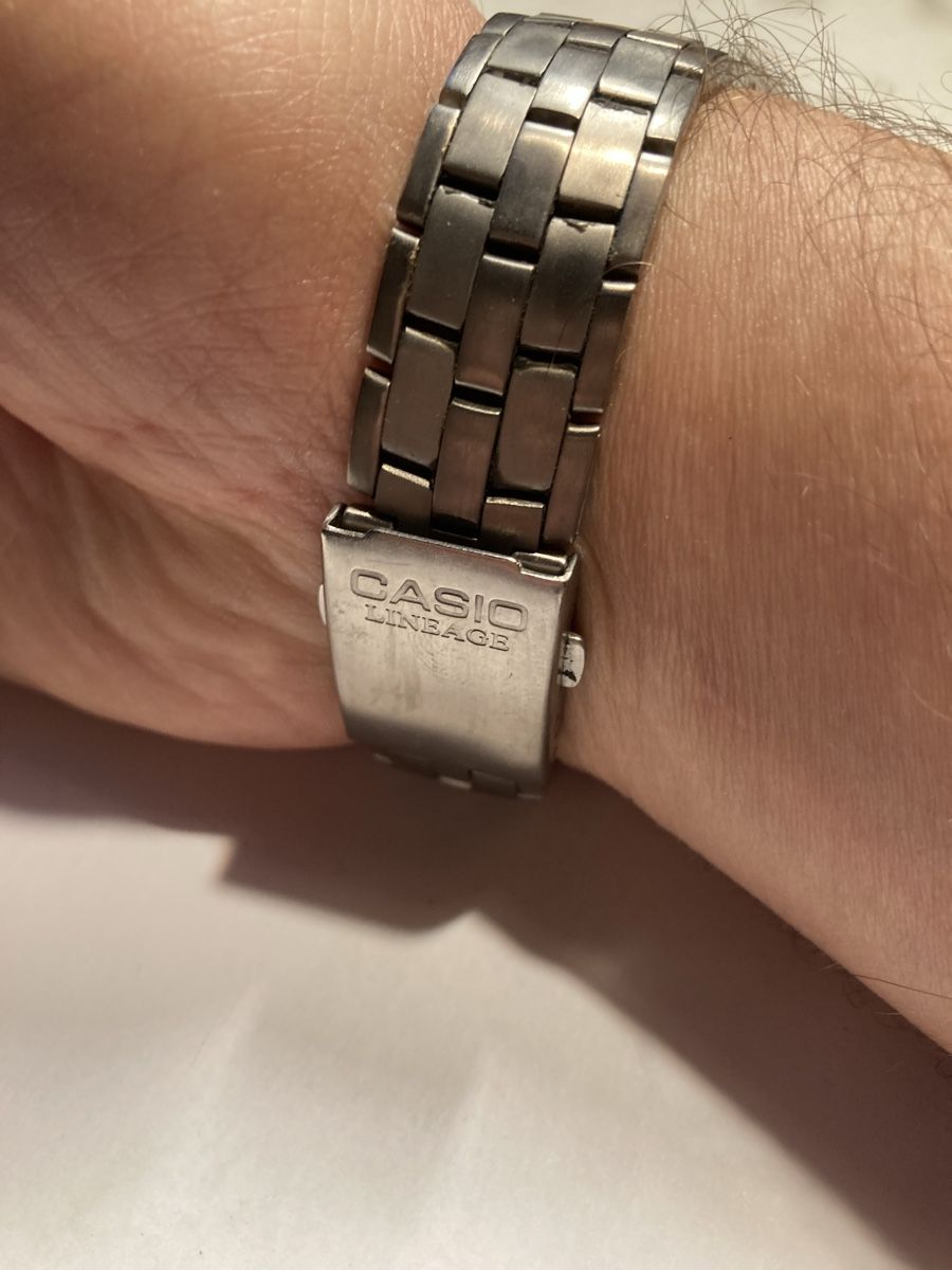 Casio Orologi: Casio Lineage ana digital Uhr 34 mm breit – Usato da Glattbrugg venduto da vintagemania 1