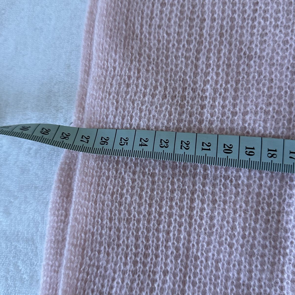 Foulard & Sciarpe: Écharpe en cachemire 100% rose   – Nuovo (secondo la descrizione) da Givisiez venduto da dor_xb9k 4