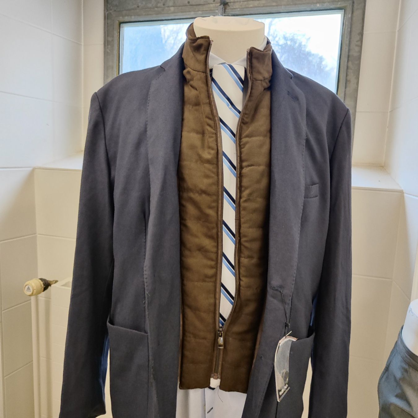 Vestes: Blazer mit Gilet GR 52 – Neuf avec emballage d'origine à Langnau am Albis par Judithsebi 5