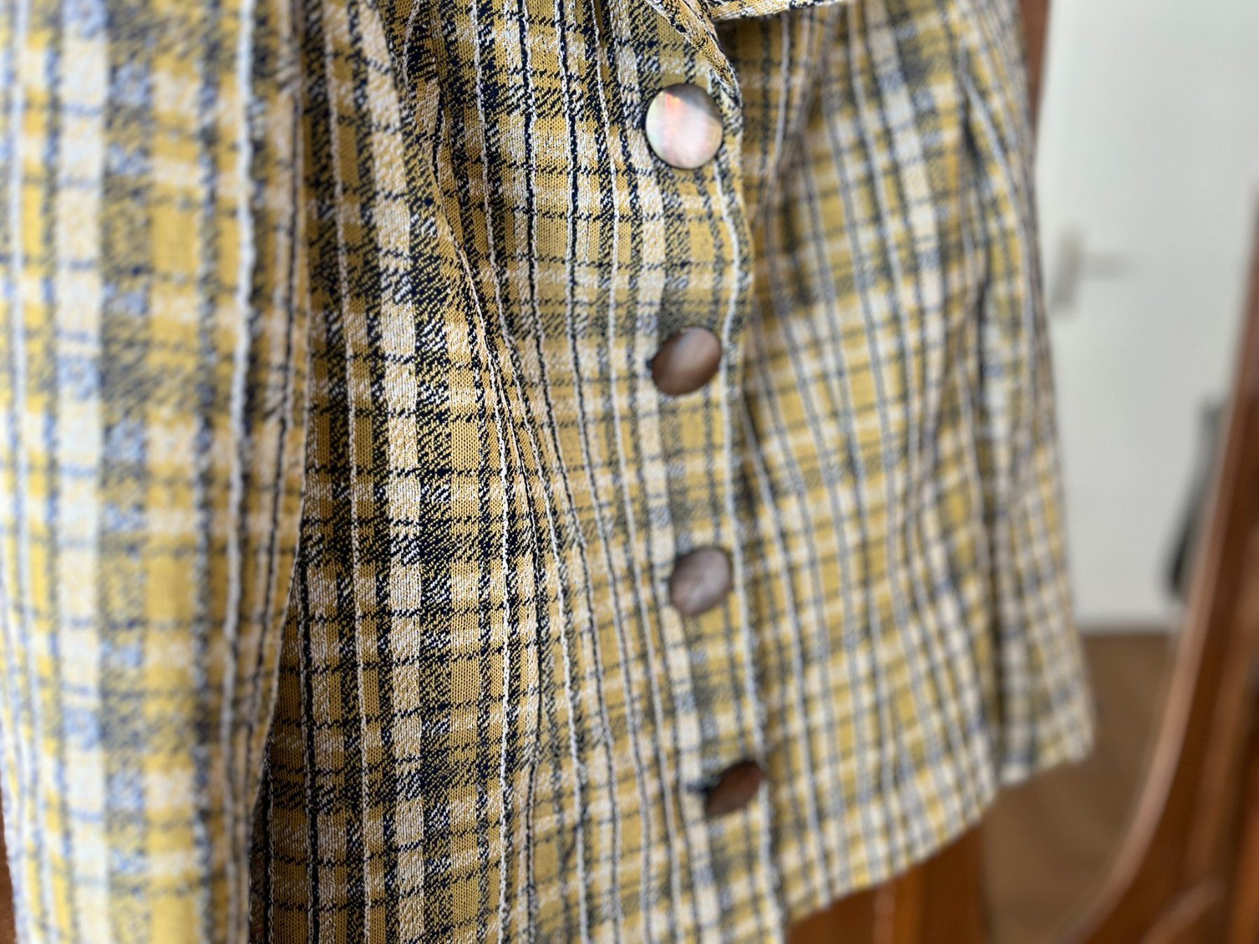 Giacche: Karierte Vintage-Jacke mit Perlmutterknöpfen, ca. Gr. 38 – Usato da Wädenswil venduto da Aniares2 6