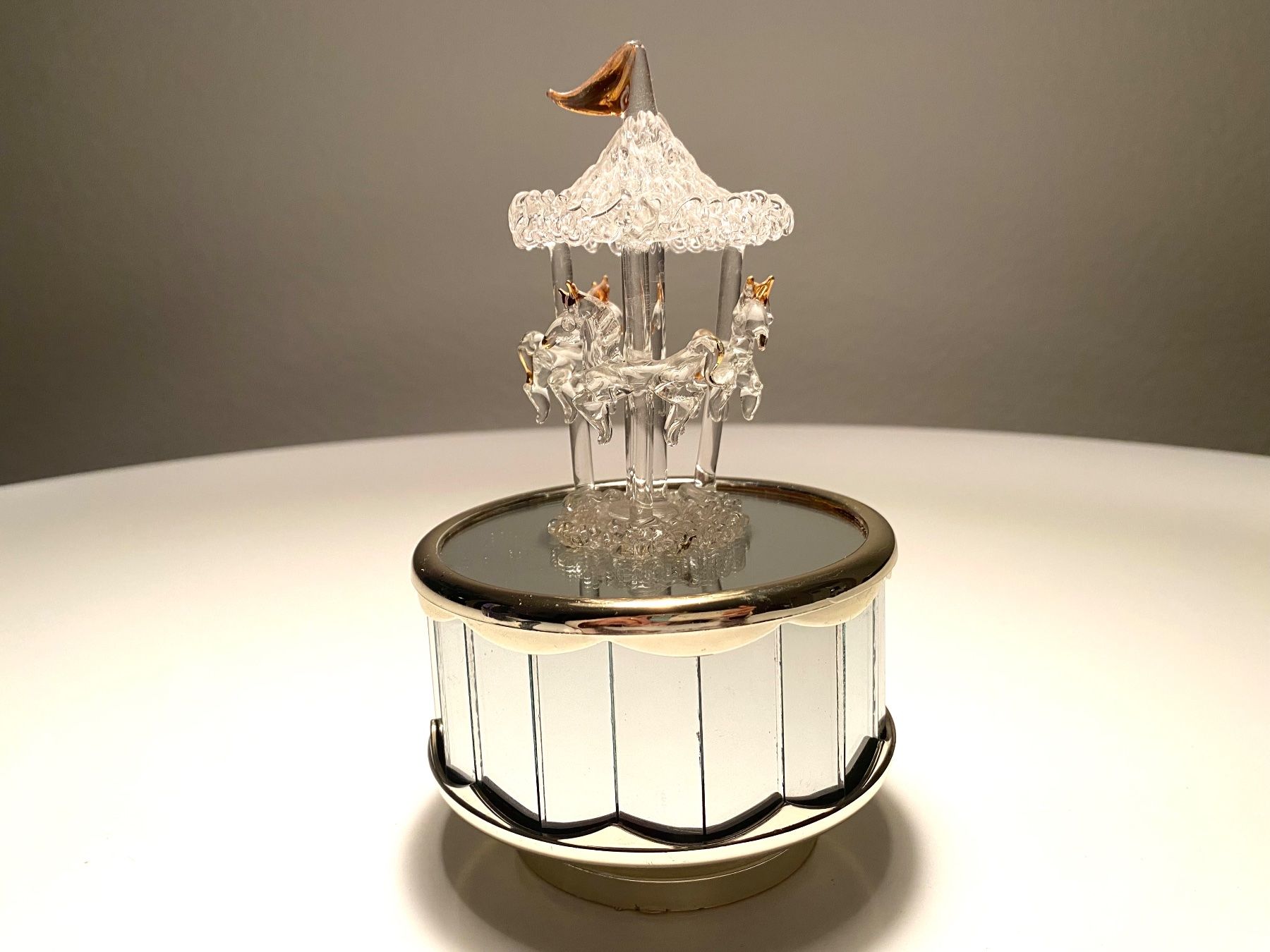 Carillon: Verspiegelte Musikdose – Usato da Basel venduto da curated_finds