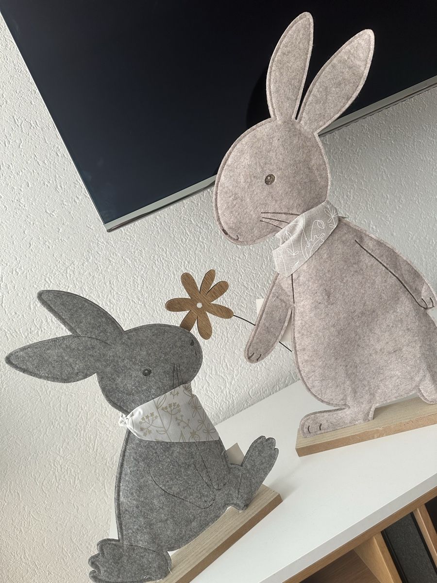 Statuette: Pasqua: 6 conigli decorativi in feltro, – Nuovo e nell'imballaggio originale da Stettlen venduto da dju_gyr8 1