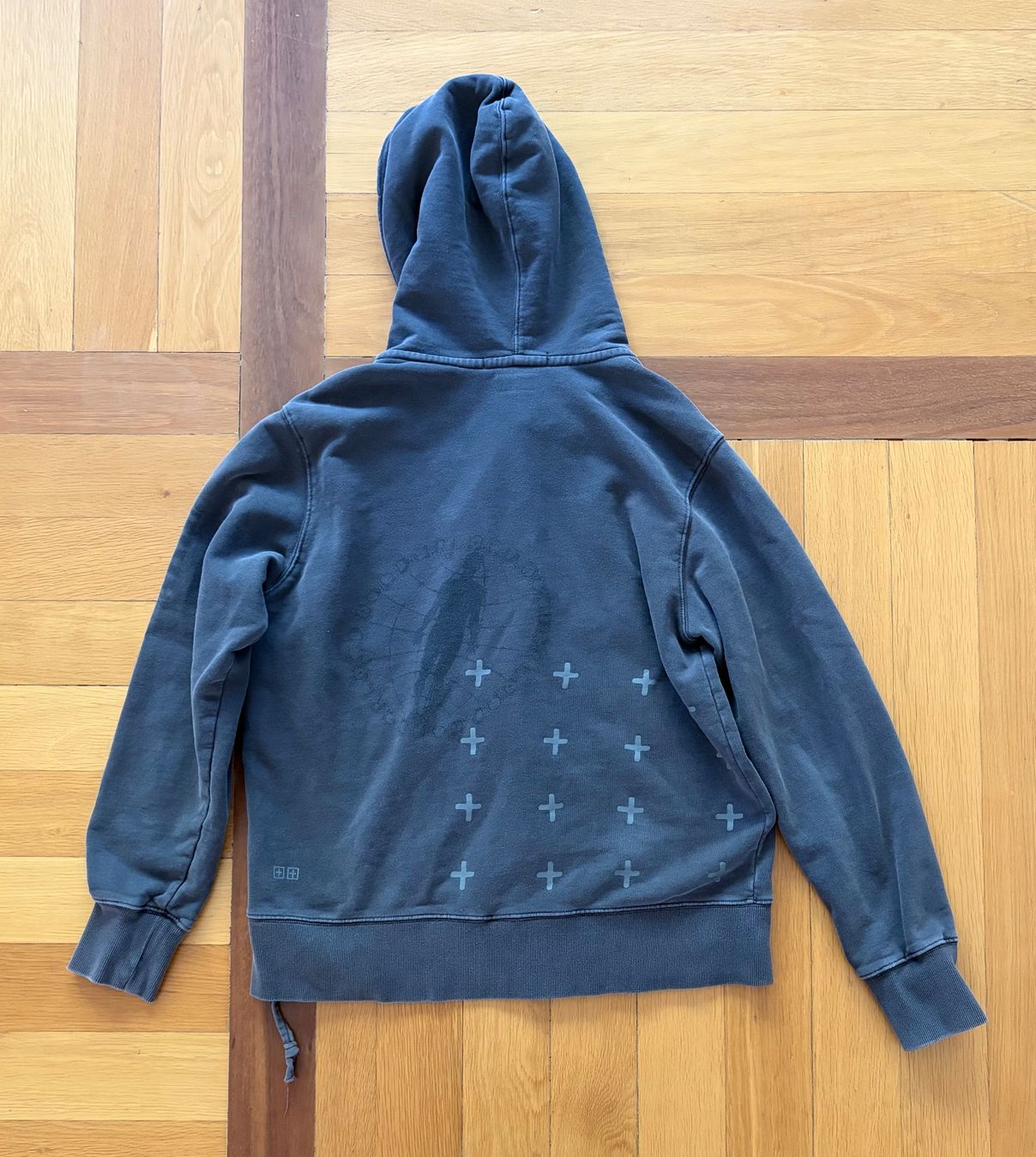 Giacche: KSUBI Hoodie Jacket mit Zip anthrazit Gr. M – Usato da Uitikon Waldegg venduto da Voile 1