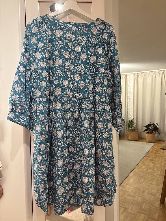 Robes: Kleid – D'occasion à Wittenbach par urs_8ndz 1