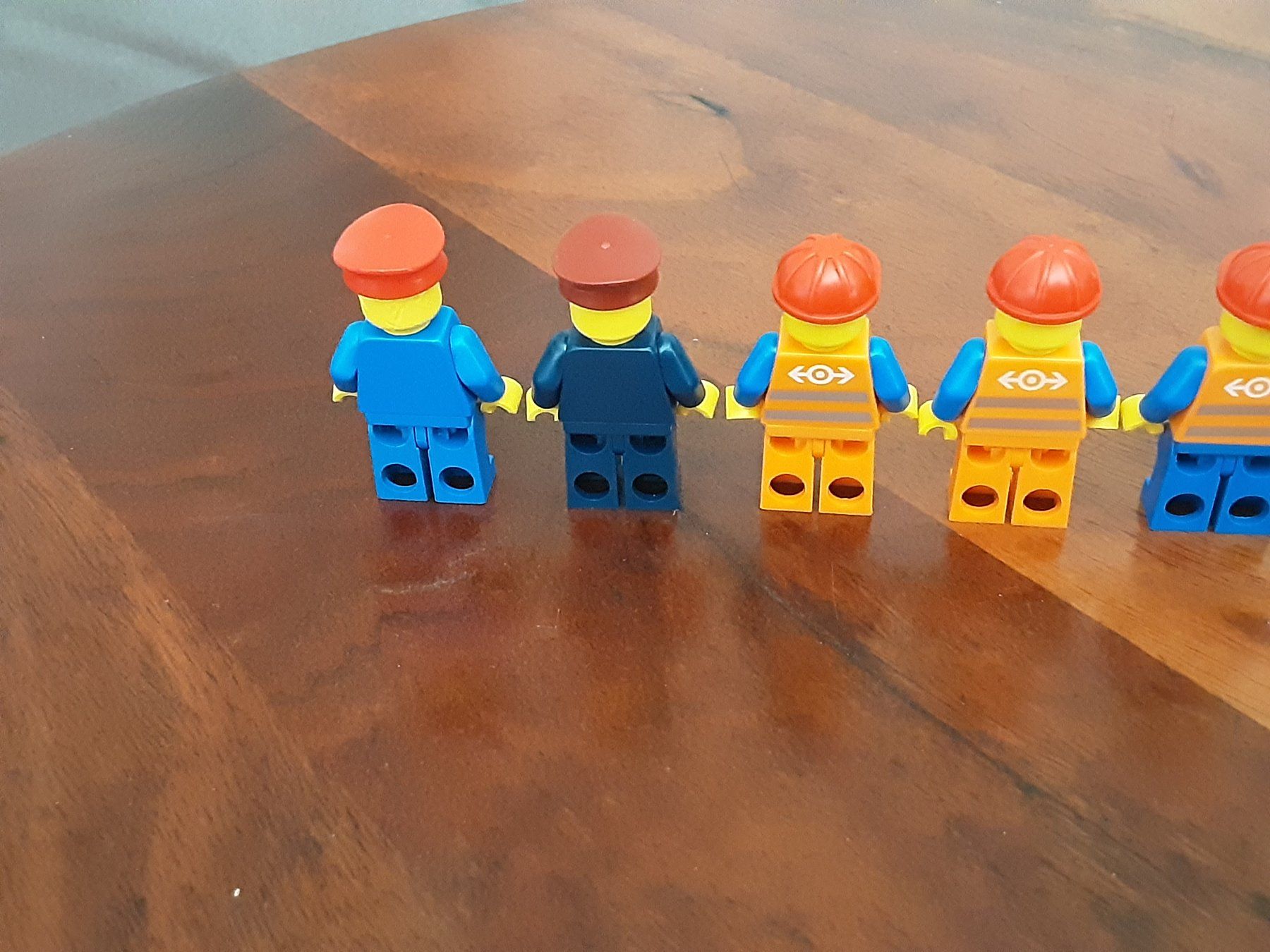 Lego Jouets: Lego Figuren Train (2) – D'occasion à Bülach par Blind-Onyx 4