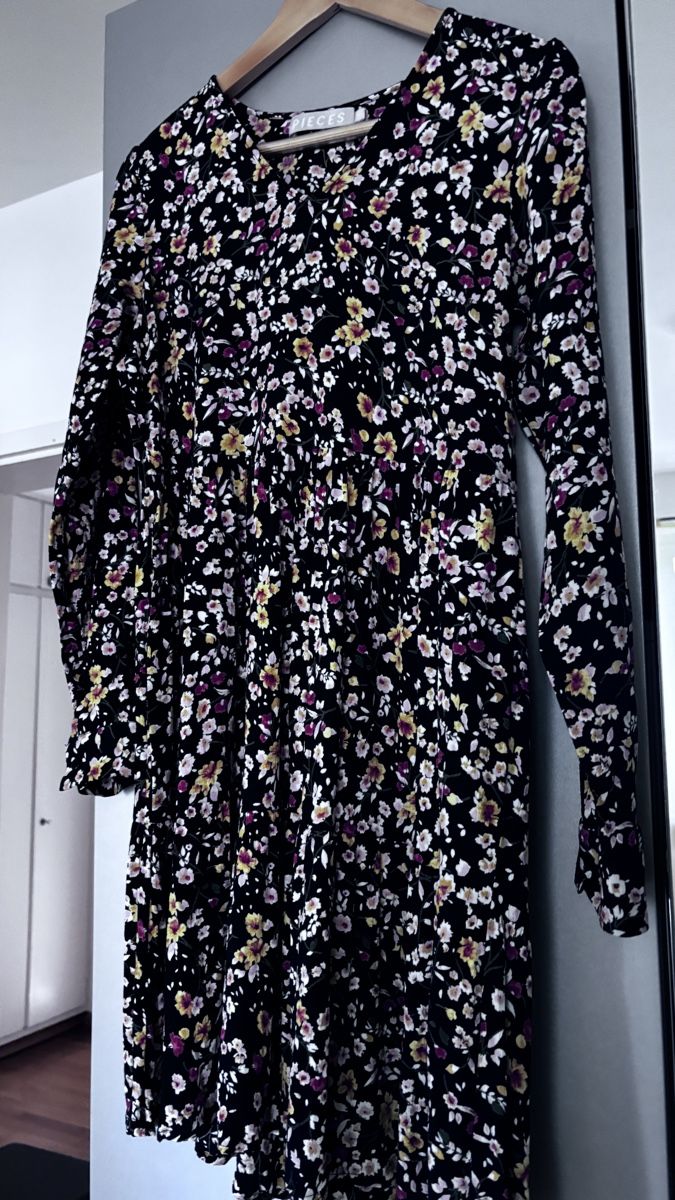 Pieces Vestiti: Pieces Kleid, Gr. M, Blumenmuster – Usato da Basel venduto da NellyBotti