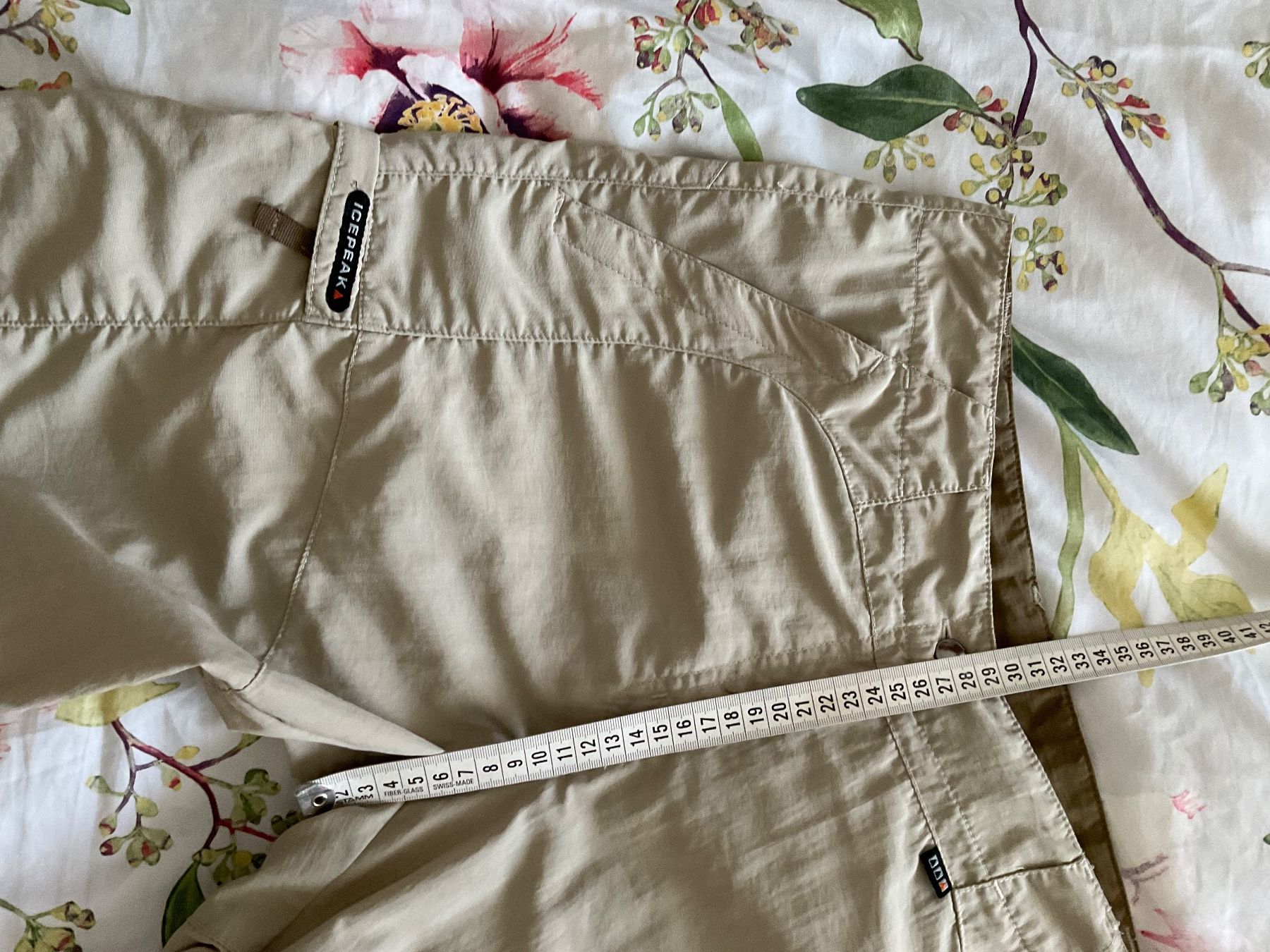 Icepeak Pantaloni: ICEPEAK Shorts Gr 38 beige-olive – Usato da Schlieren venduto da Vilsonella 6
