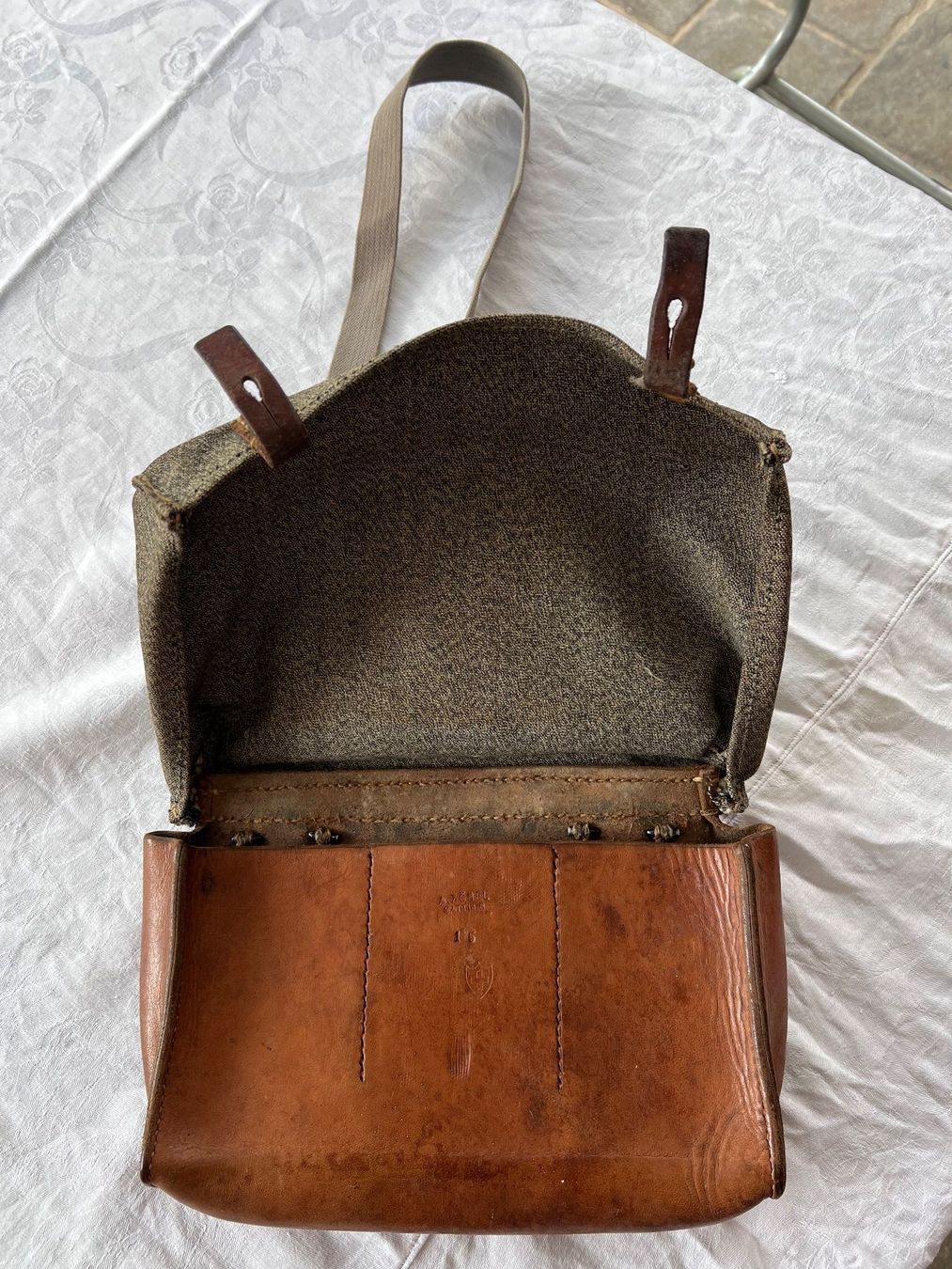 Armée suisse Sacs: Brotsack Schweizer Militär – D'occasion à Herznach par Dalloway 2