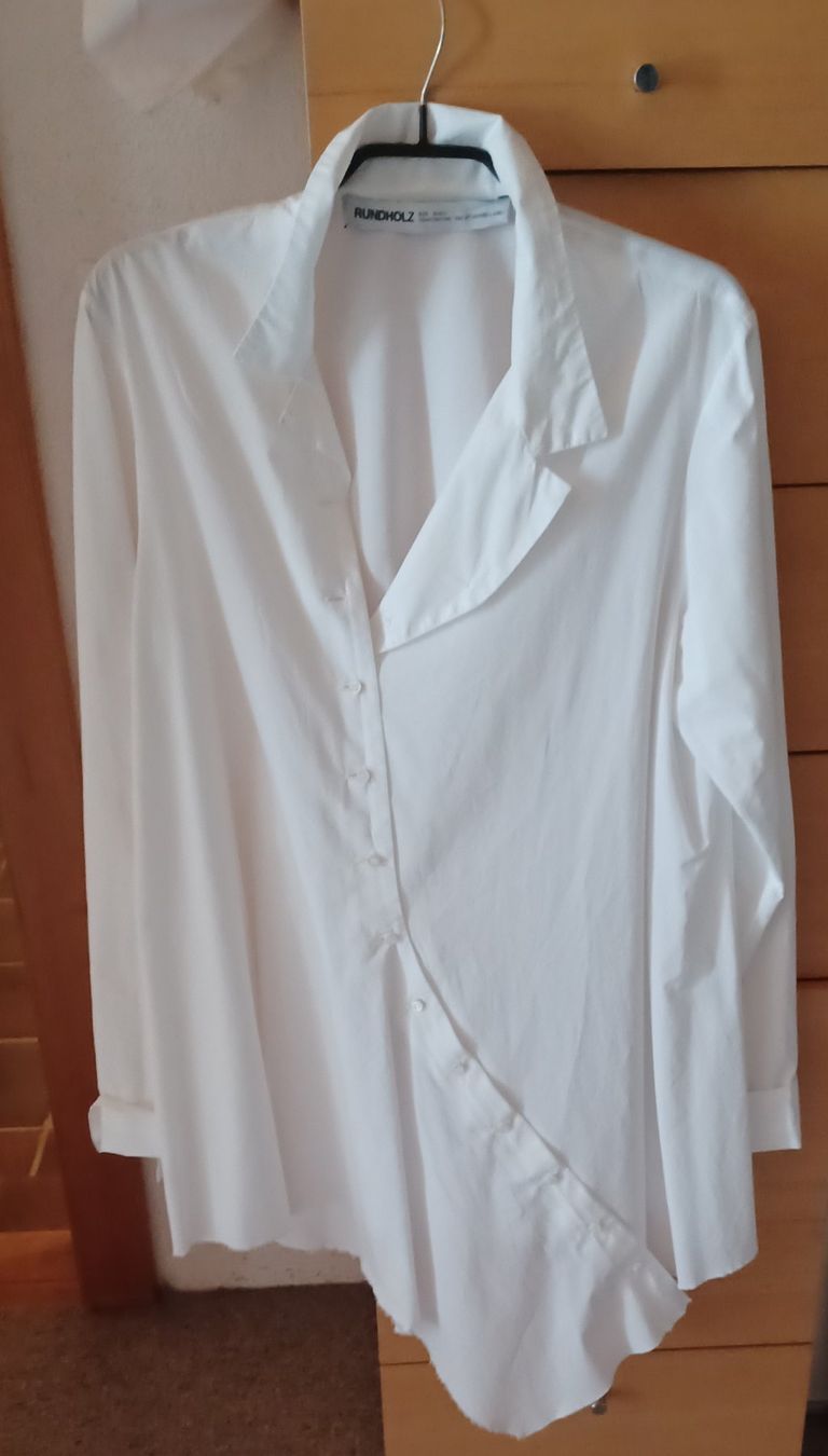 Rundholz Chemisiers: Rundholz Bluse – D'occasion à Niederneunforn par Herrera
