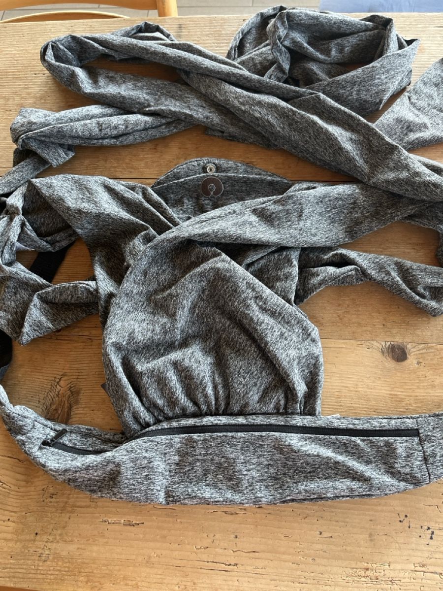 Boppy Marsupi portabebè: Babytrage Grau Boppy Comfyfit – Usato da Huttwil venduto da myk123 1