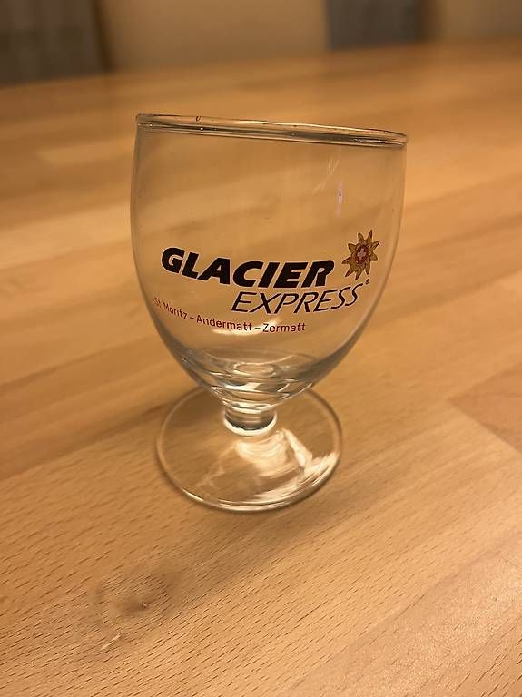 Gläser: Glacier Express schiefes Glas – Gebraucht aus Jona von Homermarket