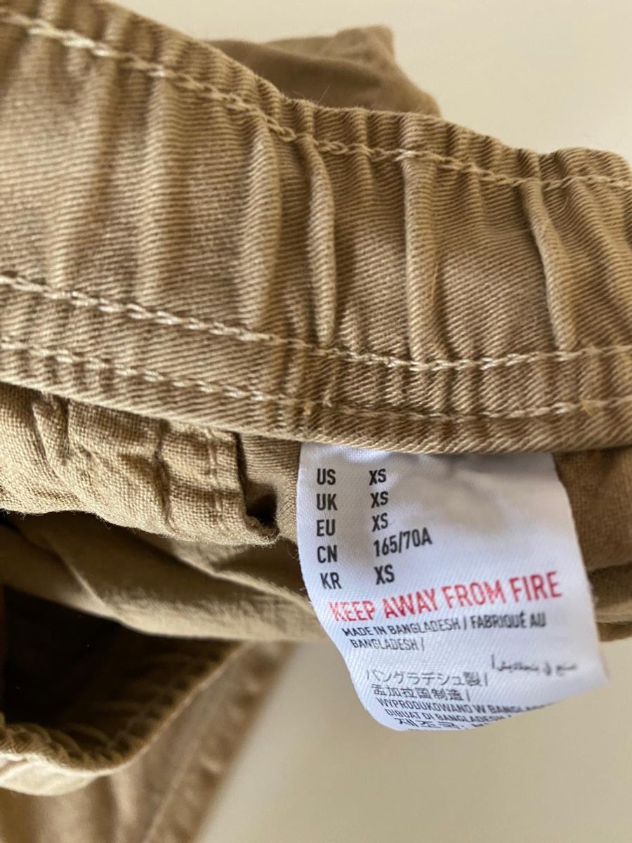 American Eagle Pantaloni: Hose beige American Eagle XS neuwertig – Usato da Oberglatt ZH venduto da jul_nhy7 3