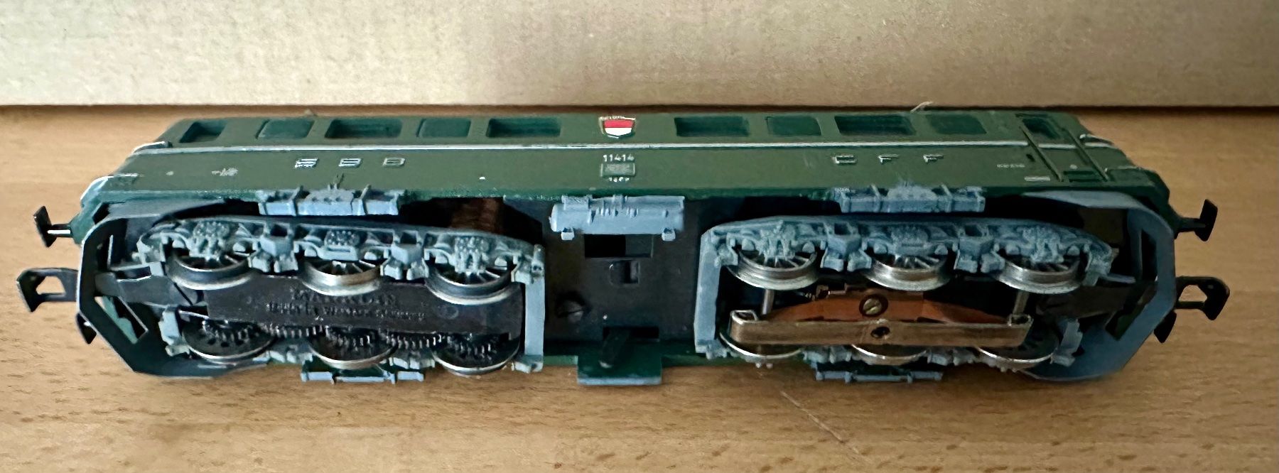 Märklin Modellini di ferrovie: Märklin AE 6/6 H0 AC Analog – Usato da Oftringen venduto da ib.85 4