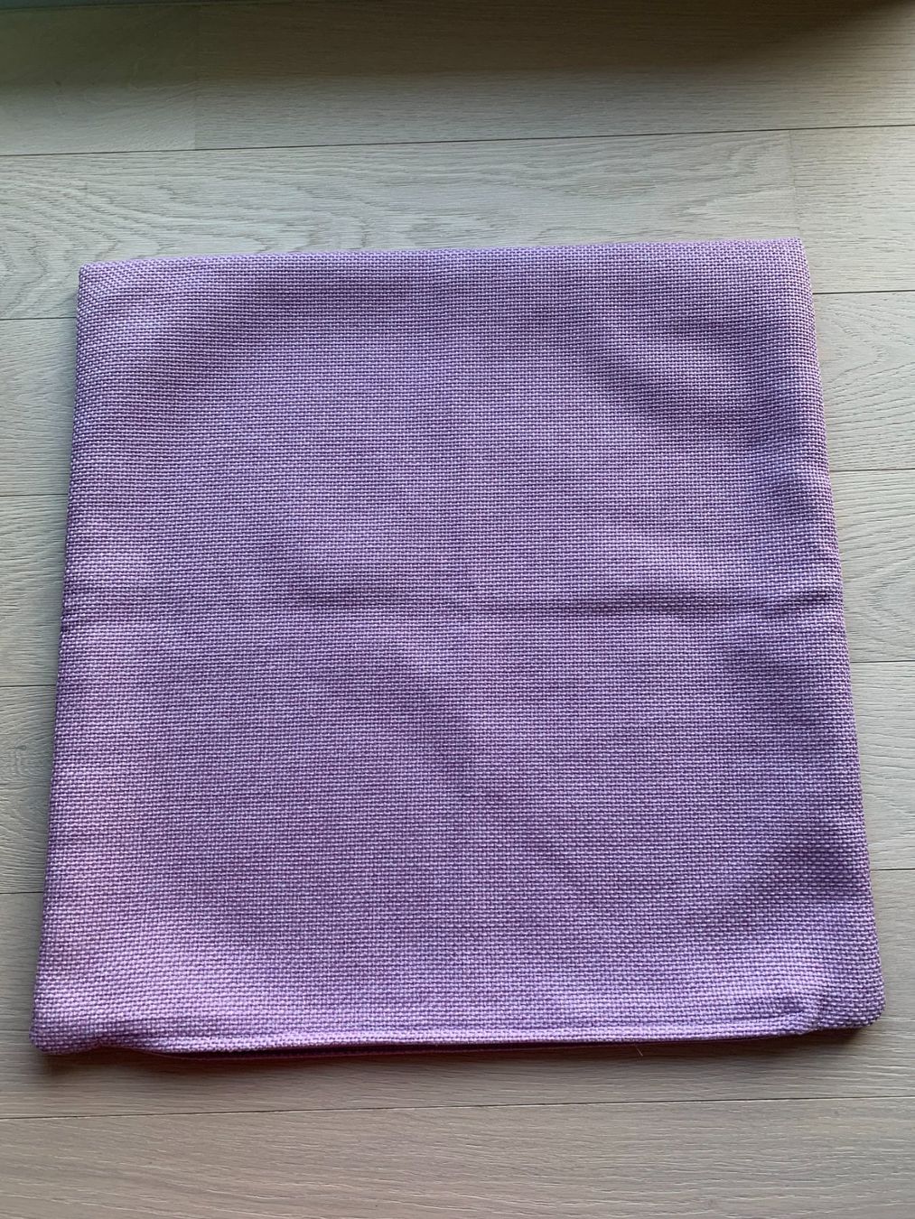 Kissen: Housse de coussin MAUVE LILAS 60 x 60 – Gebraucht aus Troinex von awh_m65m