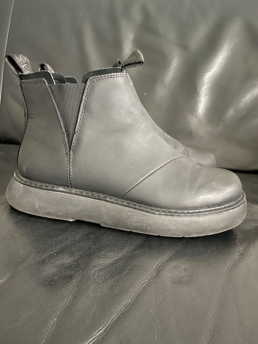 Damenschuhe: Leder Stiefeletten – Neu (gemäss Beschreibung) aus Hinterkappelen von lid_9h7j