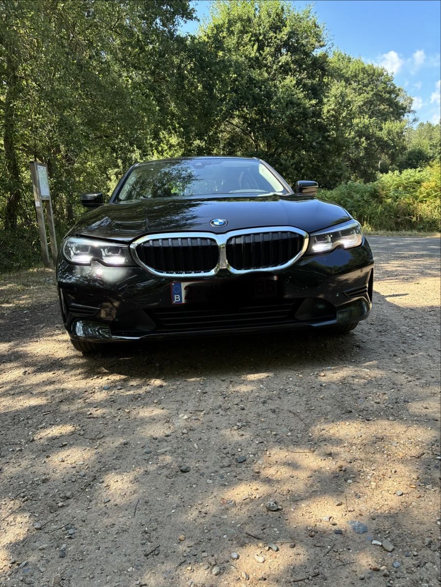 BMW Autos: BMW 3 Series Sedan Black export – D'occasion à Kloten par luk_9sr8 7