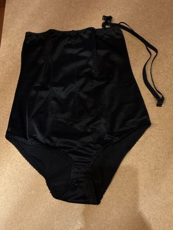 Kompressions Unterbrust Body