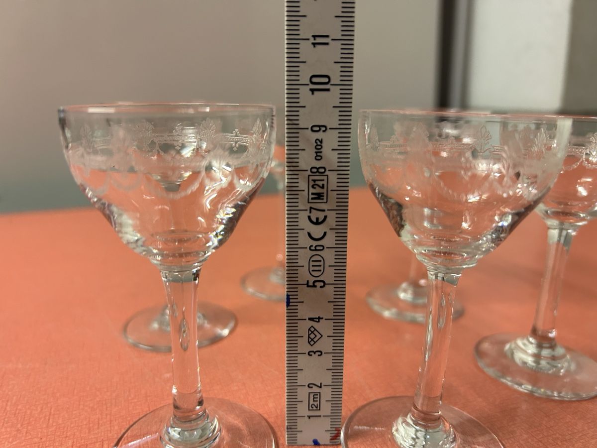 Bicchieri: 6 Antike Schnapsgläser mit filigranem Muster, Biedermeier. – Usato da Lanzenhäusern venduto da vic63 4