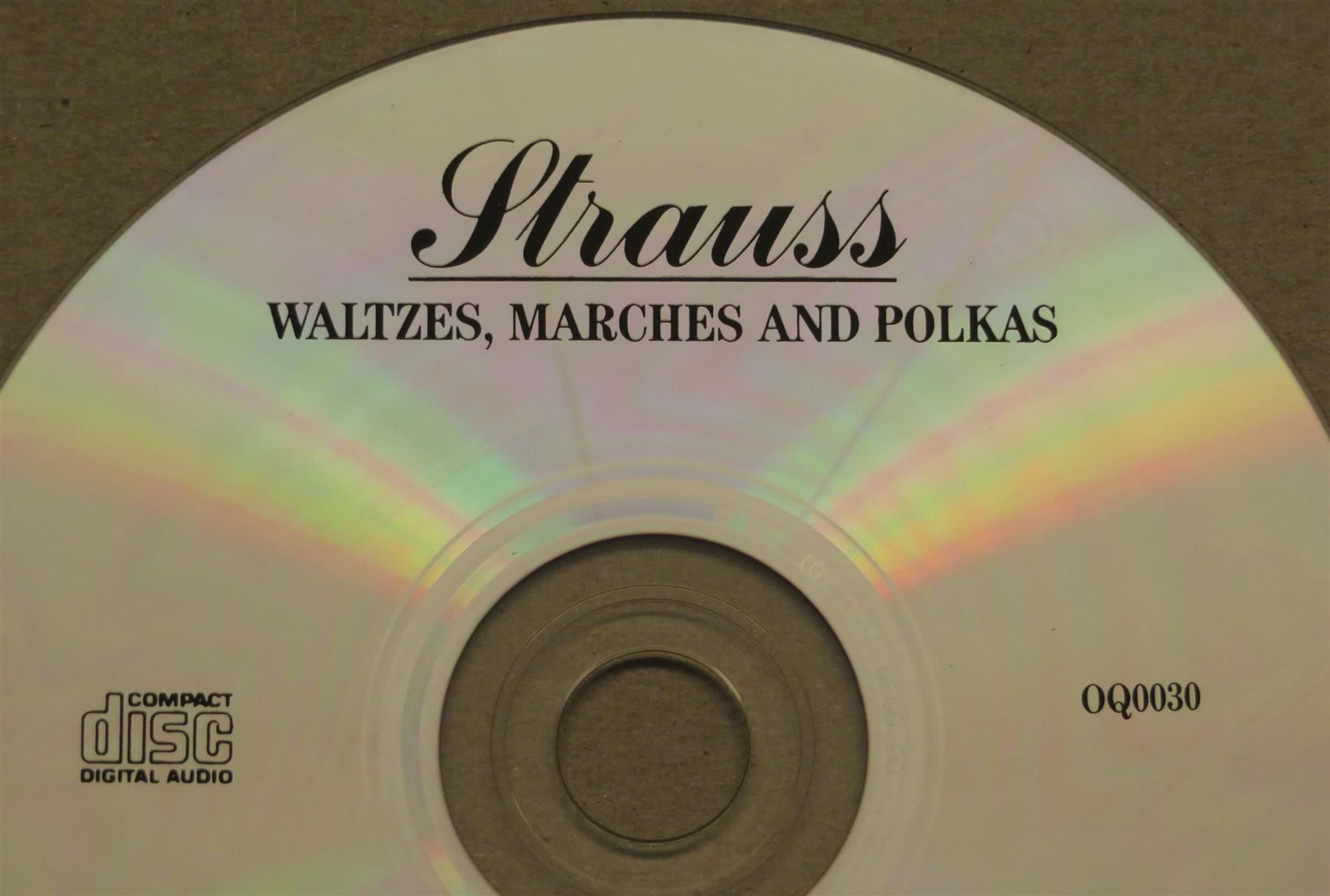 CD: CD: Strauss - Walzer, Märsche, Polkas – Usato da Oberriet SG venduto da Manick 3
