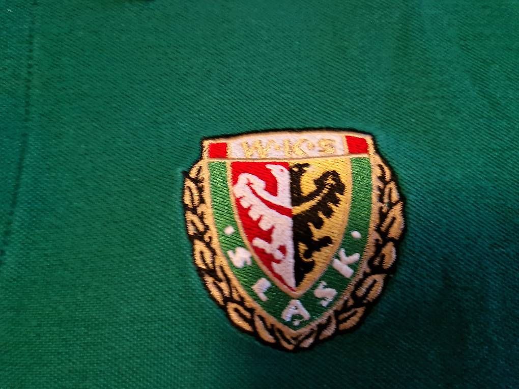 Magliette Polo: Polo FC Wroclaw - Pologne – Usato da Villars-sur-Glâne venduto da Mark_988 1