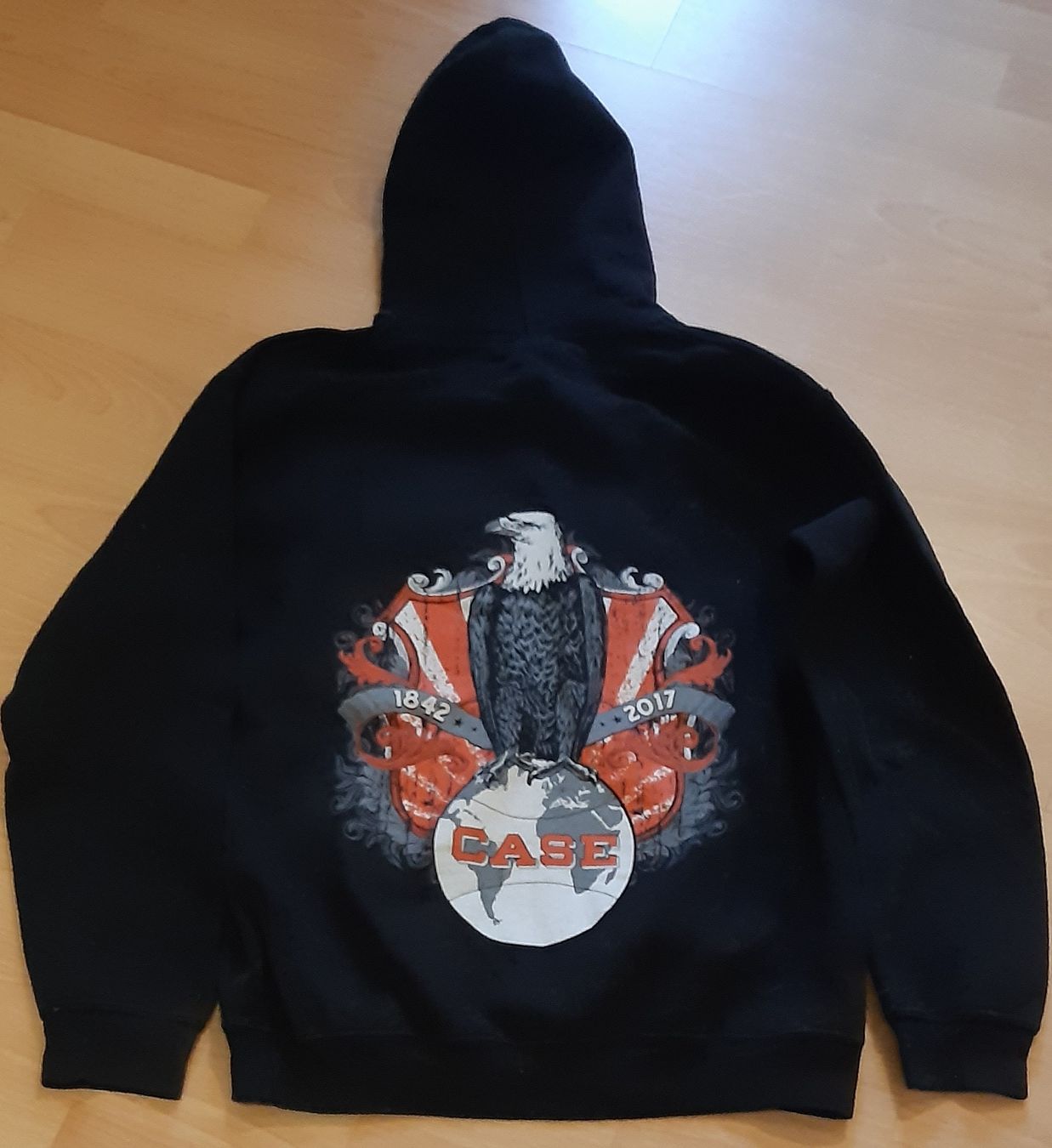 Maglioni & Felpe: Case Jubiläums-Hoodie – Usato da Zeihen venduto da Galligerry 3