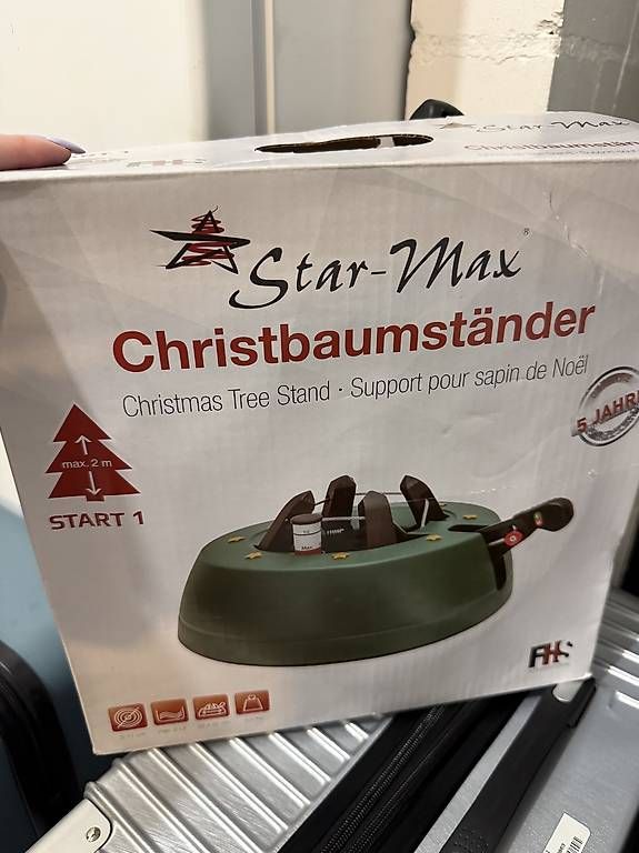 Christbaumständer: Weihnachtsbaum Ständer  – Gebraucht aus Ebikon von mlachmann
