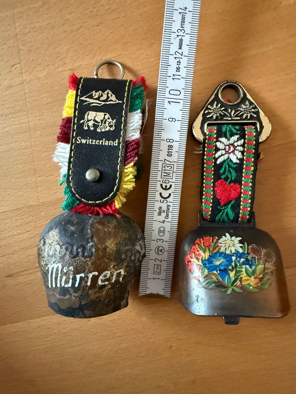 Glocken & Treicheln: 2  kleine  Glocken  Glocke – Gebraucht aus Subingen von ArtBead 3